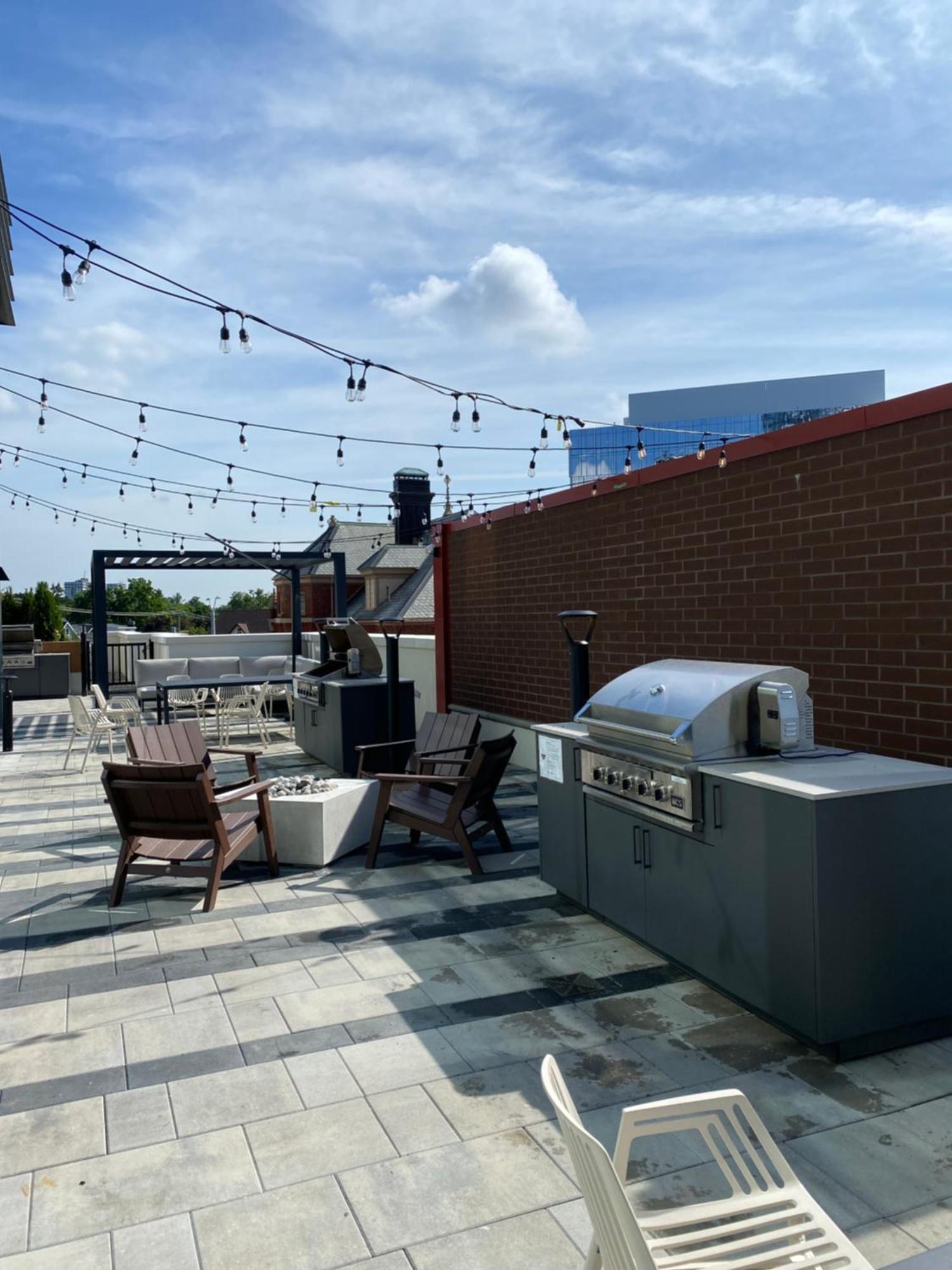The Union B24 Aparthotel Kitchener Exterior photo